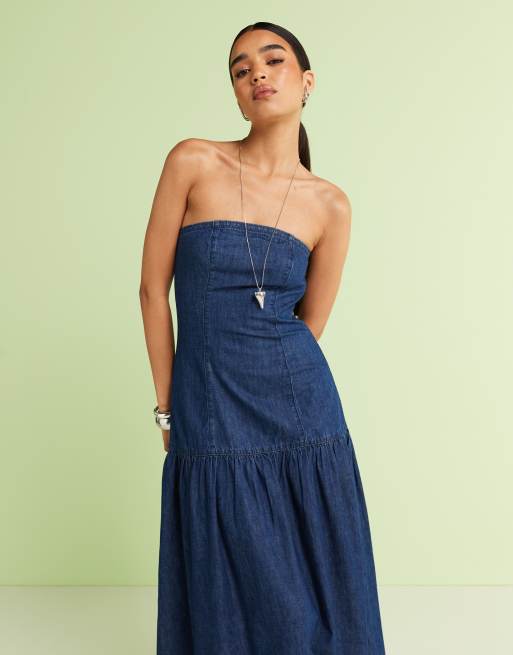 ASOS DESIGN - Bandeau-midikjole med plisseringer i blødt denim med skyllet vask, 3 af 4
