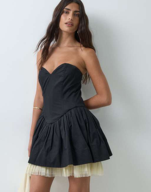 ASOS DESIGN bandeau mini dress with full skirt & contrast hem in black, 5 of 5