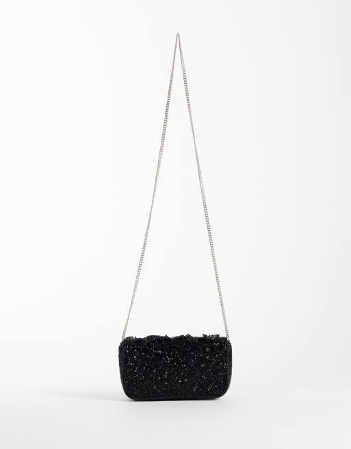 ASOS DESIGN - bandolera negra con solapa superpuesta adornada, 4 de 4