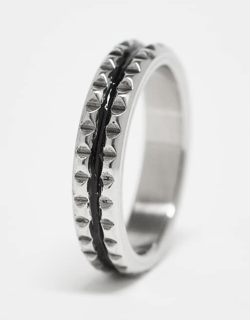 ASOS DESIGN – Bandring aus wasserfestem Edelstahl in polierter Silberoptik mit eckiger Struktur, 2 von 3