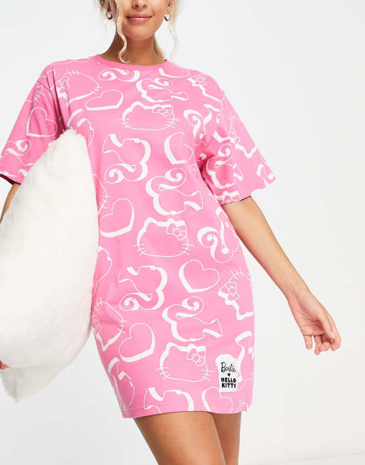 ASOS DESIGN Tall - Barbie x Hello Kitty - Pigiama in modal con camicia e  pantaloni bianco e rosa