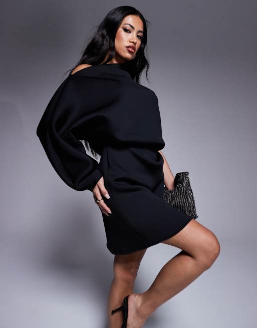 ASOS DESIGN – Bardzo krótka czarna sukienka mini z obszernymi rękawami z tkaniny scuba
