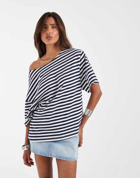 ASOS DESIGN – Bardzo luźna koszulka oversize z odsłoniętymi ramionami i wzorem w granatowe paski - view 1