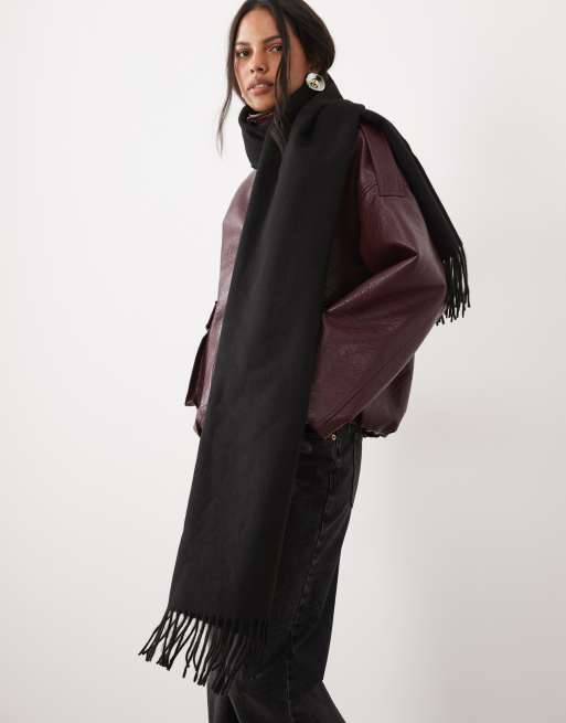 ASOS DESIGN bardzo miękki szalik w kolorze czarnym, 2 z 3