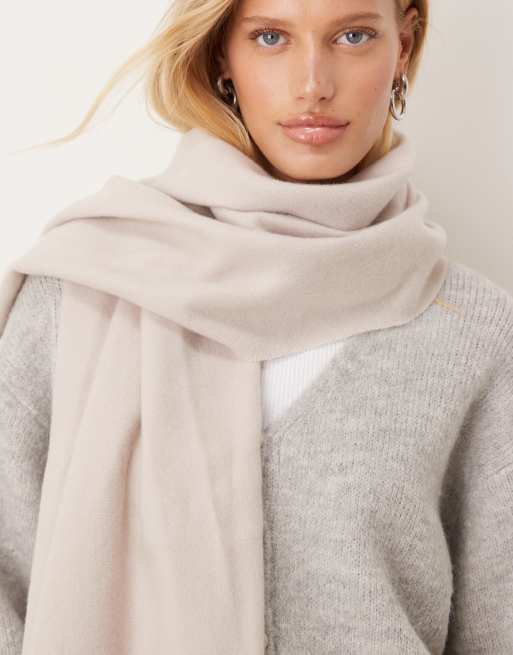 ASOS DESIGN – Bardzo miękki szalik z frędzlami w kolorze ecru, 3 z 3