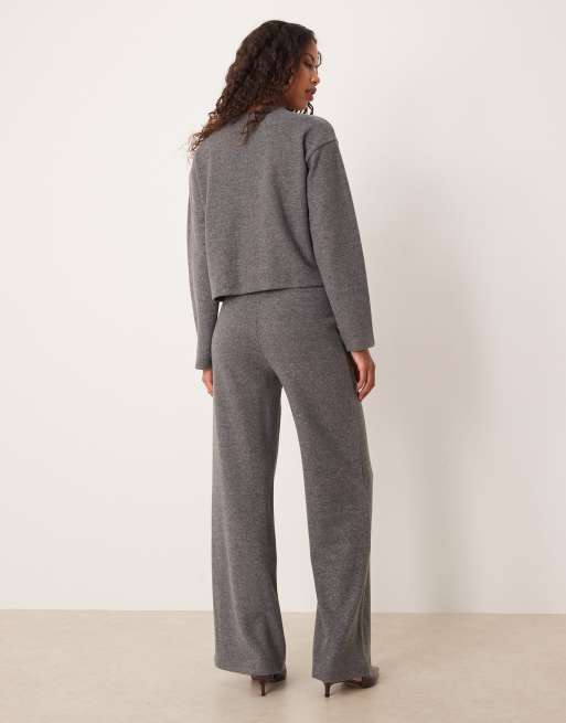 ASOS DESIGN – Bardzo miękkie szare spodnie z szerokimi nogawkami, 3 z 5