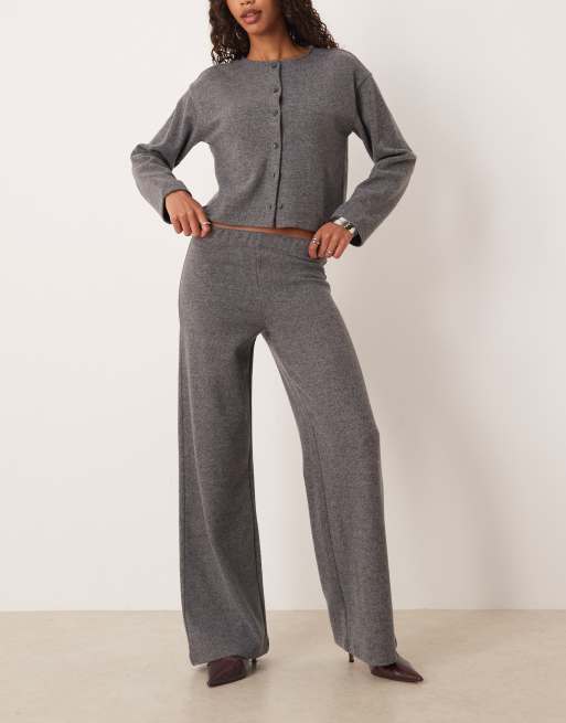 ASOS DESIGN – Bardzo miękkie szare spodnie z szerokimi nogawkami, 4 z 5