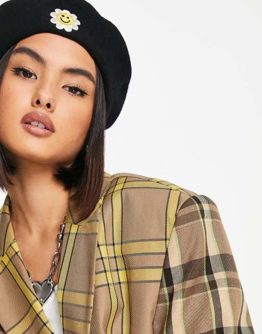 ASOS DESIGN - Baret van wol in zwart met geborduurd blij bloempje, 4 van 4