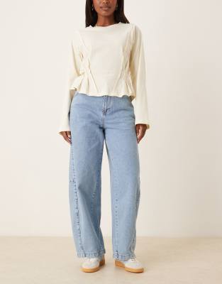 ASOS DESIGN - Barrel-Jeans mit verstellbaren Bundschnallen-Blau