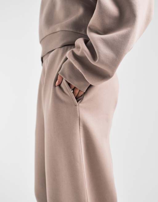 ASOS DESIGN barrel leg brushback sweatpants in mocha taupe, 4 of 5