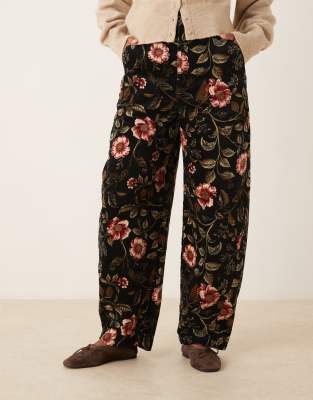 ASOS DESIGN - Barrel-Leg-Hose aus Cord mit Blumenmuster-Bunt