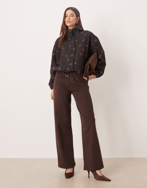ASOS DESIGN – Barrel-Leg-Jeans in Schokobraun mit Polka Dots, Kombiteil - view 1