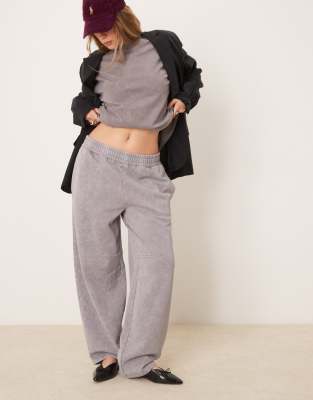 ASOS DESIGN ASOS DESIGN barrel leg jogger in washed grey
