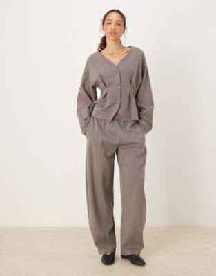 ASOS DESIGN - Barrel-Leg-Jogginghose aus Interlock in Grau mit Nahtdetail