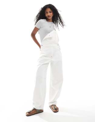 ASOS DESIGN - Barrel-Leg-Latzhose in Ecru-Weiß