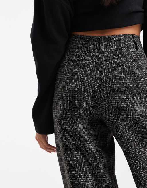 ASOS DESIGN barrel leg pants with seam detail in textured check in mono, 4 of 5