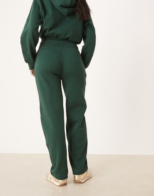 ASOS DESIGN barrel leg trackies in dark green (part of a set), 3 of 5
