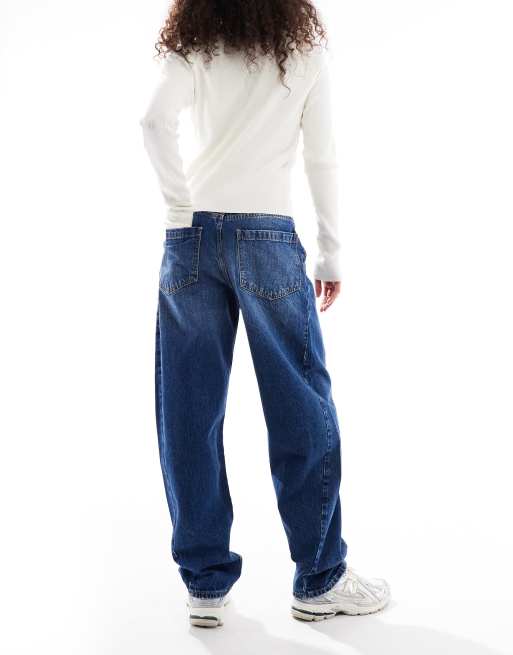 ASOS DESIGN barrel leg twisted jean in dark mid blue, 3 of 5