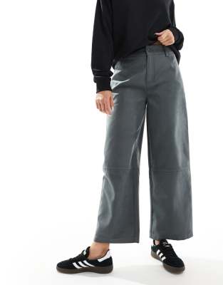 barrel pants in suedette in charcoal-Gray