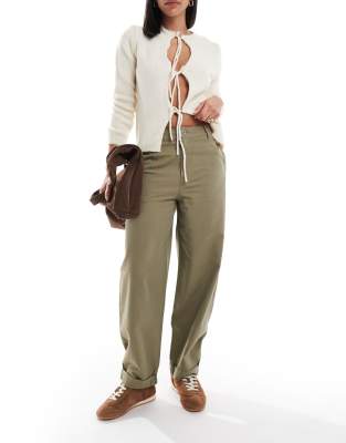 barrel pants with turn-up detail in olive-Green