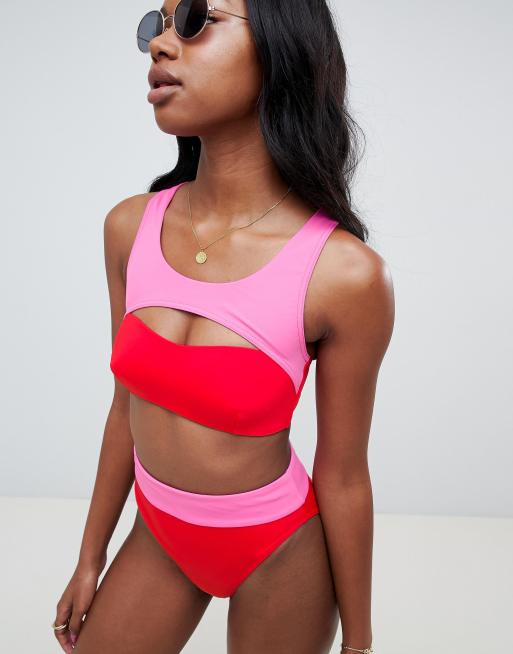 ASOS DESIGN - Bas de bikini taille haute échancré color block - Rouge/rose