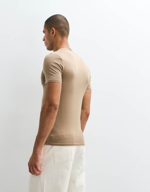 ASOS DESIGN – Basic – Brązowy T-shirt o kroju podkreślającym sylwetkę, 2 z 5