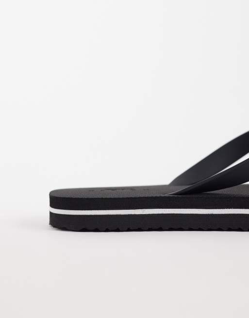 ASOS DESIGN basic flip flop in black, 4 of 4
