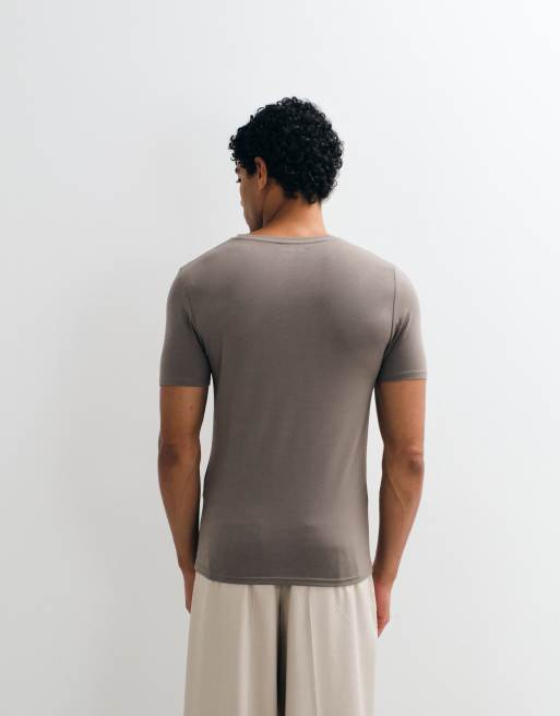 ASOS DESIGN – Basic – Grafitowy T-shirt o kroju podkreślającym sylwetkę, 5 z 5