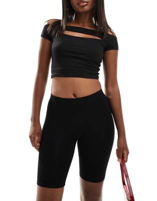 https://images.asos-media.com/products/asos-design-basic-legging-shorts-in-black/21442887-1-black