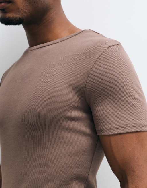 ASOS DESIGN - Basic - Muscle fit T-shirt in bruin geribd, 2 van 5