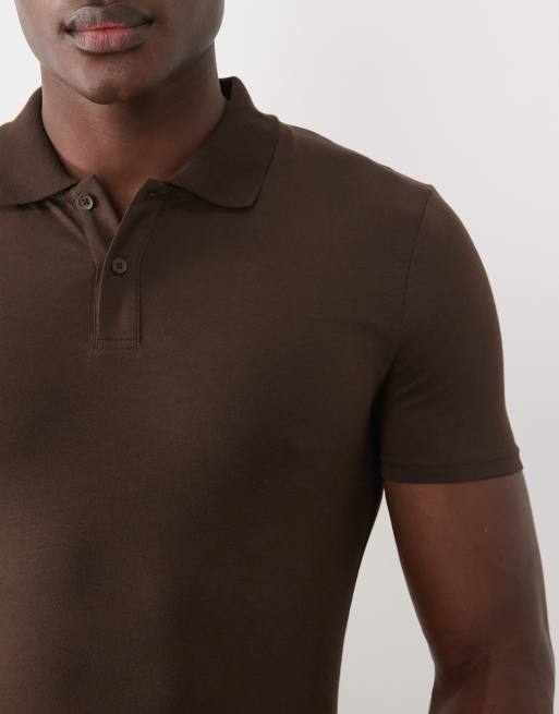 ASOS DESIGN – Basic-Muskelshirt in Braun mit Polokragen, 3 von 5