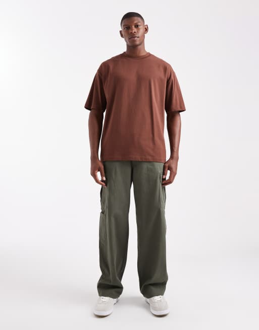 ASOS DESIGN - Basic oversized T-shirt in bruin, 2 van 5