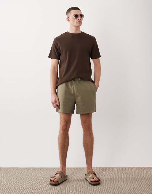 ASOS DESIGN – Basic-Shorts aus Jersey in Khaki mit Oversize-Schnitt, Kombiteil, 2 von 5