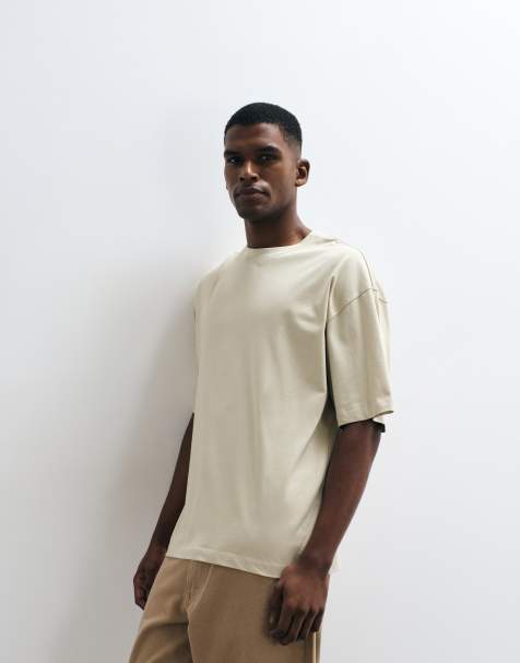 ASOS DESIGN – Basic-T-Shirt in Beige mit Rundhalsausschnitt und Oversize-Schnitt - view 1