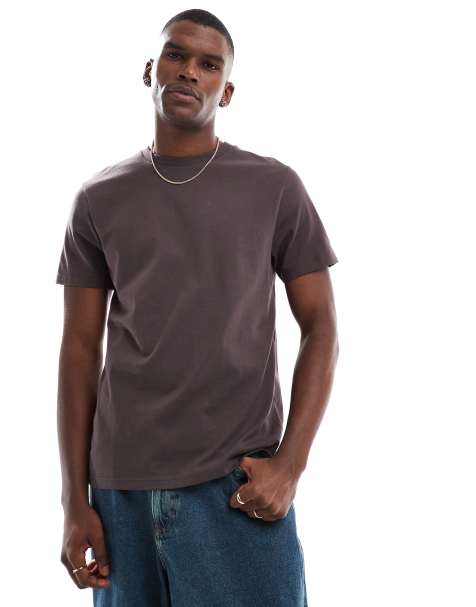 ASOS DESIGN – Basic-T-Shirt in Dunkelbraun mit Regular-Fit-Schnitt - view 1
