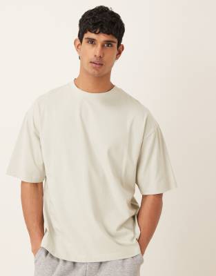 Basic-T-Shirt in Grau mit Oversize-Schnitt Grau S