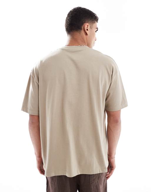ASOS DESIGN – Basic-T-Shirt in Steinbeige mit Oversize-Schnitt, 2 von 4