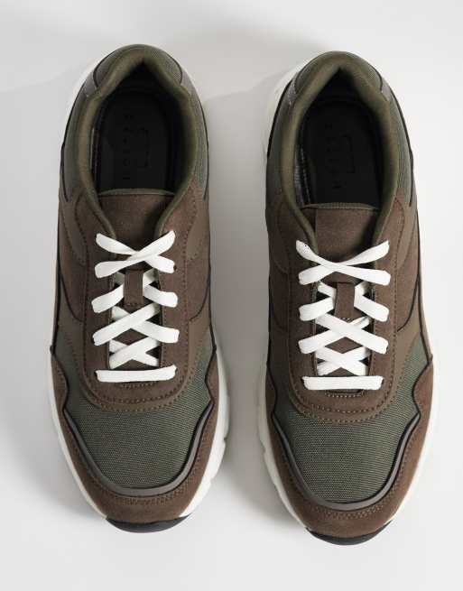 ASOS DESIGN baskets à empiècements kaki et gris, 2 de 5