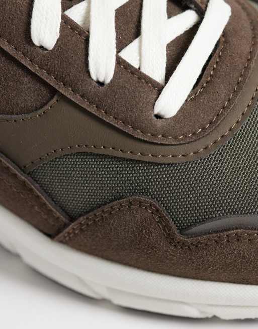 ASOS DESIGN baskets à empiècements kaki et gris, 5 de 5