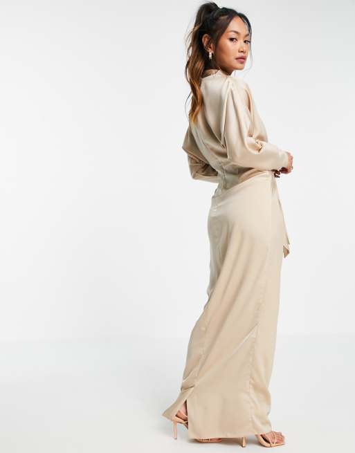 https://images.asos-media.com/products/asos-design-batwing-maxi-dress-with-tie-front/23514855-2?$n_640w$&wid=513&fit=constrain