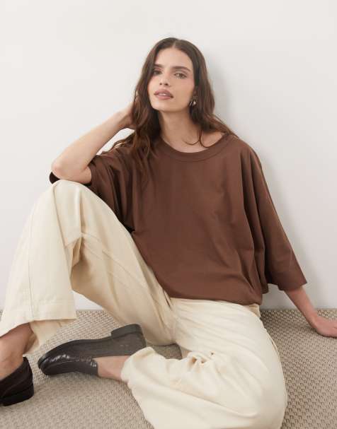 ASOS DESIGN batwing-t-shirt med halvlånga ärmar i brun - view 1