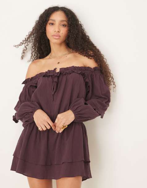 ASOS DESIGN – Baumwoll-Minikleid in Schokobraun mit Carmen-Ausschnitt und Rüschen - view 1
