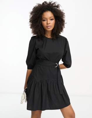 ASOS DESIGN - Baumwoll-Minikleid in Schwarz mit tief sitzender Taille und D-Ring-Grün