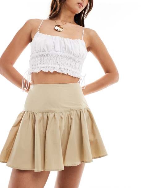 ASOS DESIGN – Baumwoll-Minirock in Khaki mit tief angesetzter Taille - view 1