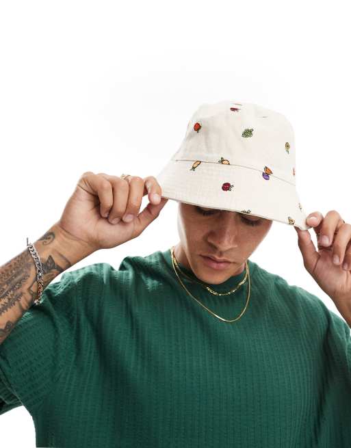 ASOS DESIGN – Bawełniany kapelusz typu bucket w kolorze ecru w haftowany wzór w owoce
