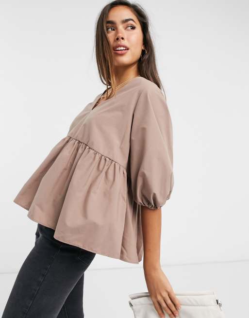 ASOS DESIGN – Bawełniany top o luźnym kroju z baskinką i długimi rękawami w kolorze czekoladowym