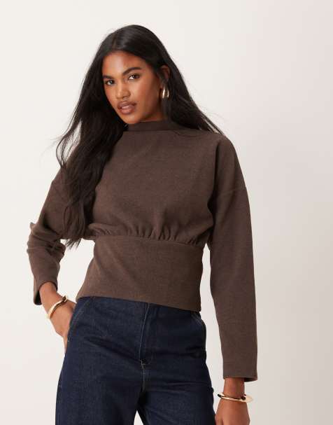 ASOS DESIGN - Behaaglijke superzachte top met lange vleermuismouwen en hoge hals in chocoladebruin - view 1