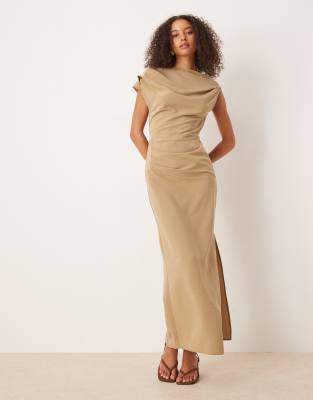 ASOS DESIGN - Beige asymmetrisk midikjole med vandfaldsudskæring foran - view 1