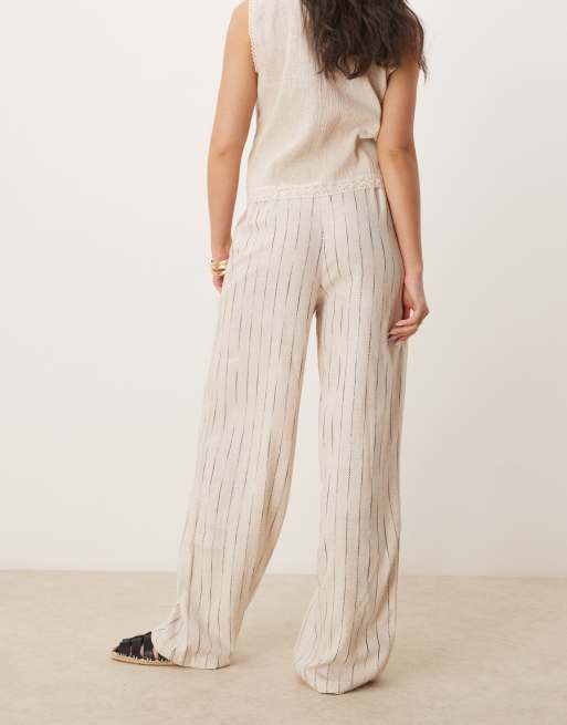 ASOS DESIGN – Beige, avslappnade linnebyxor med raka ben och ojämna ränder, 3 av 5