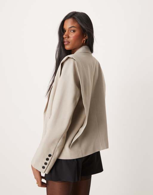 ASOS DESIGN - Beige blazer i firkantet pasform med skulderdetalje, 2 af 4